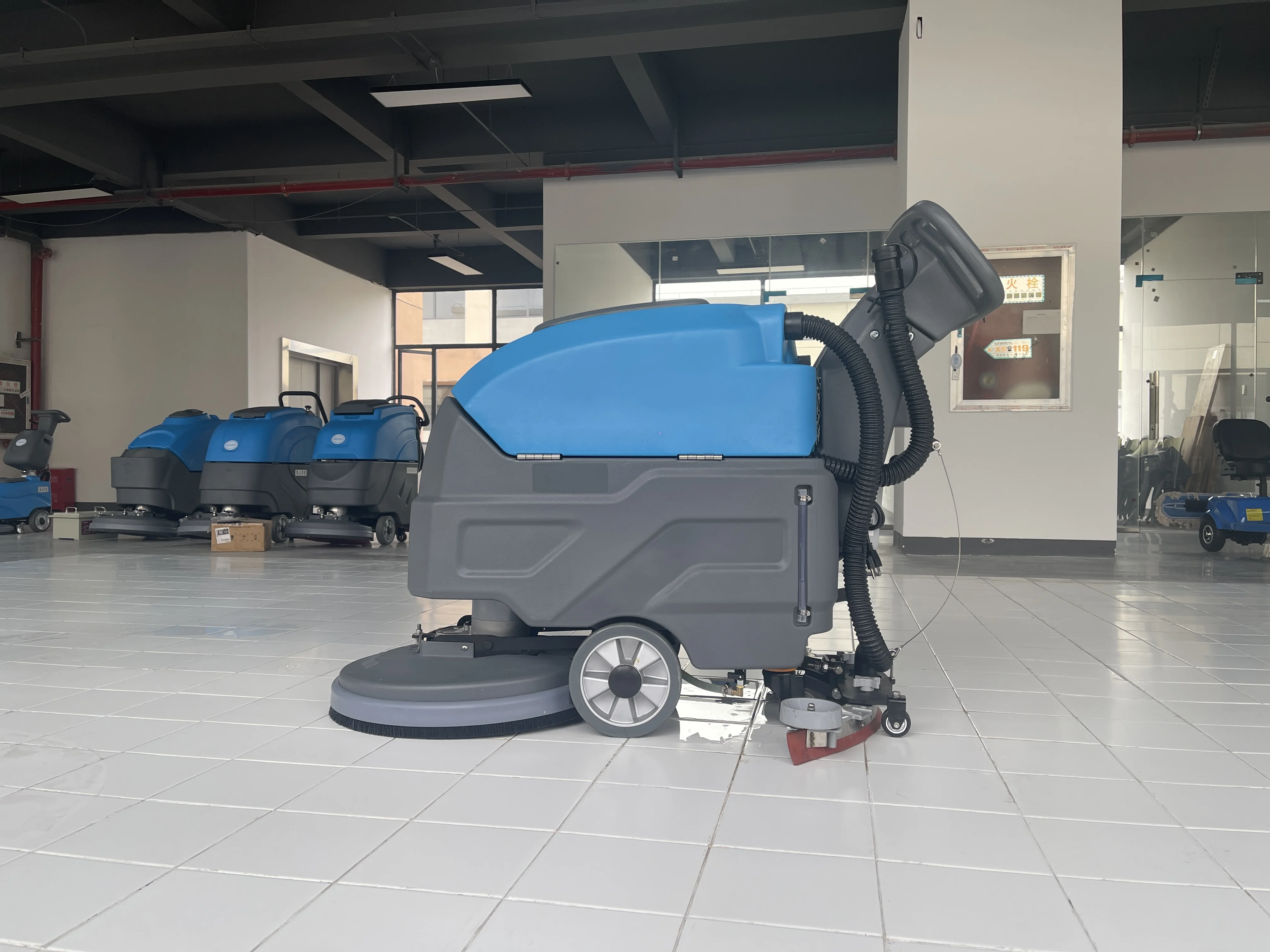 Commercial floor scrubber price